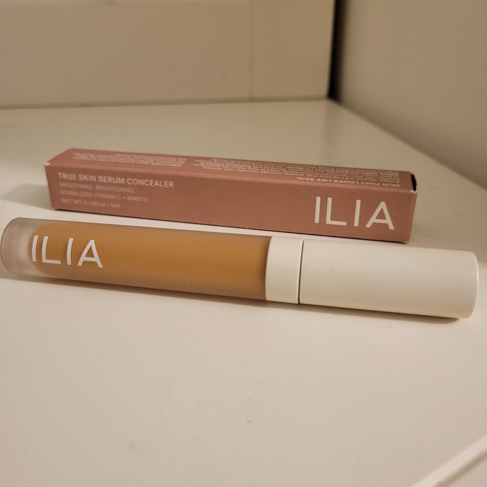 Ilia true serum concealer TURMERIC